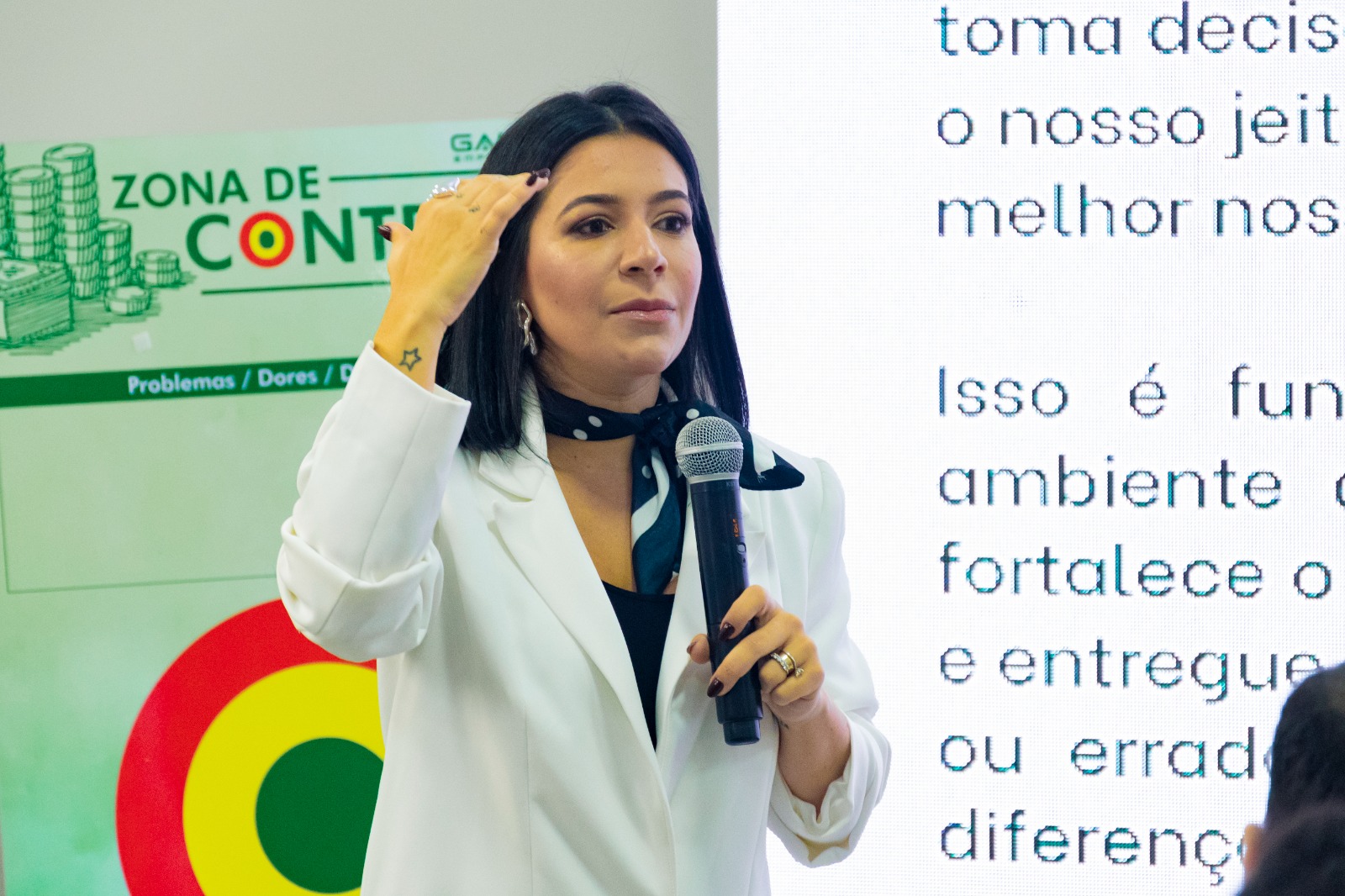 Prefeitura de Paraíso realiza treinamento para aprimorar atendimento no Agiliza Paraíso