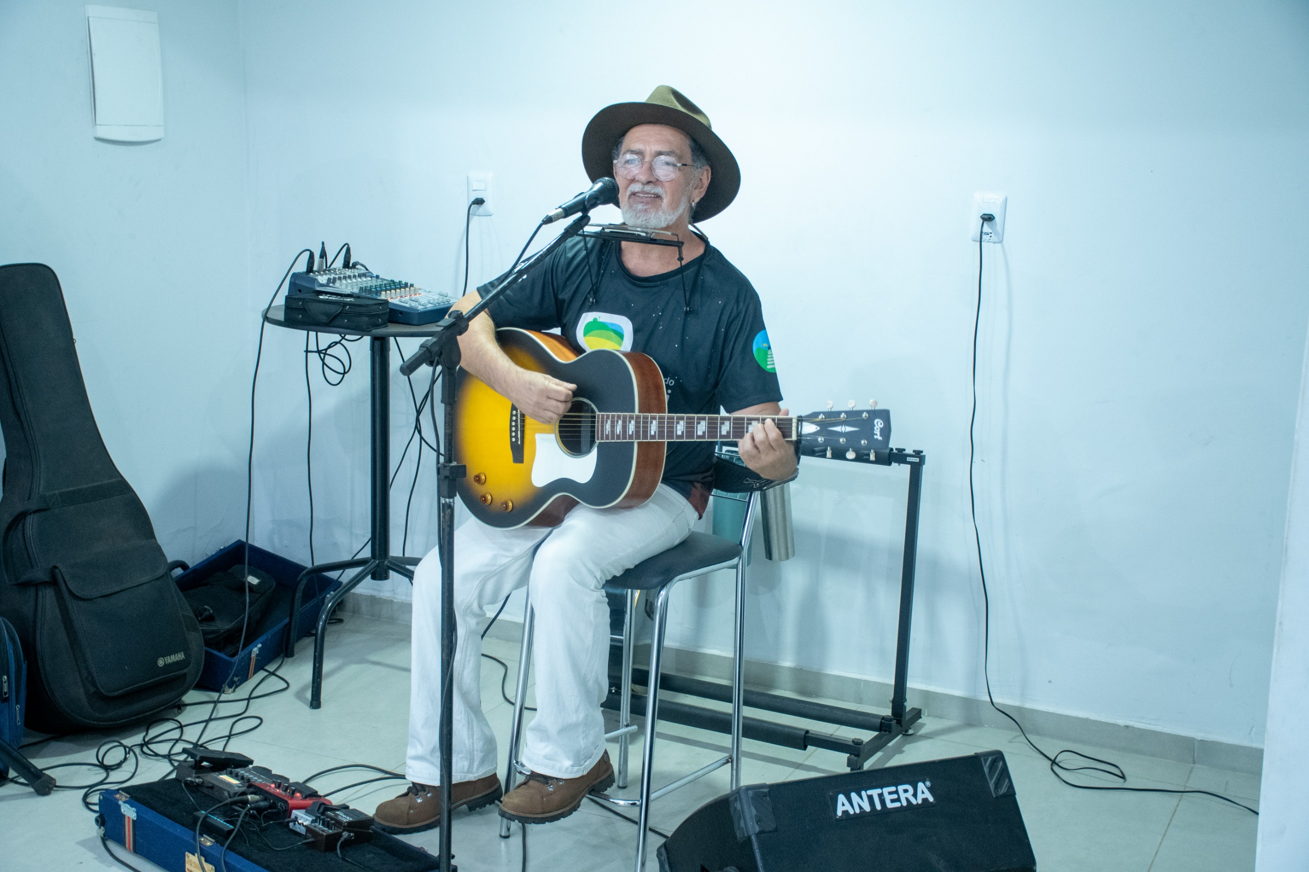 Expositores selecionados participam de reunião preparatória para o VIII Festival do Chambari em Paraíso do Tocantins Expositores selecionados participam de reunião preparatória para o VIII Festival do Chambari em Paraíso do Tocantins