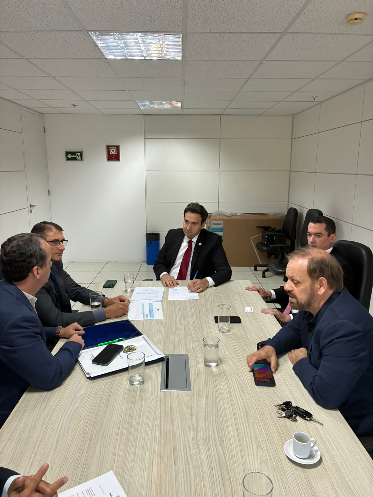 Deputado Alexandre Guimarães leva demandas da mineração de Bandeirantes à ANM