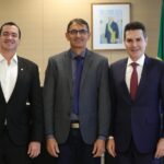Alexandre Guimarães e Saulo Borges buscam soluções para déficit habitacional em Bandeirantes/TO