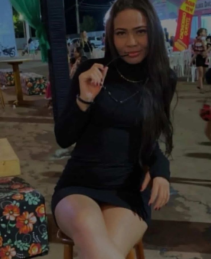 Jovem morre soterrada por soja após carreta tombar durante acidente na TO-040