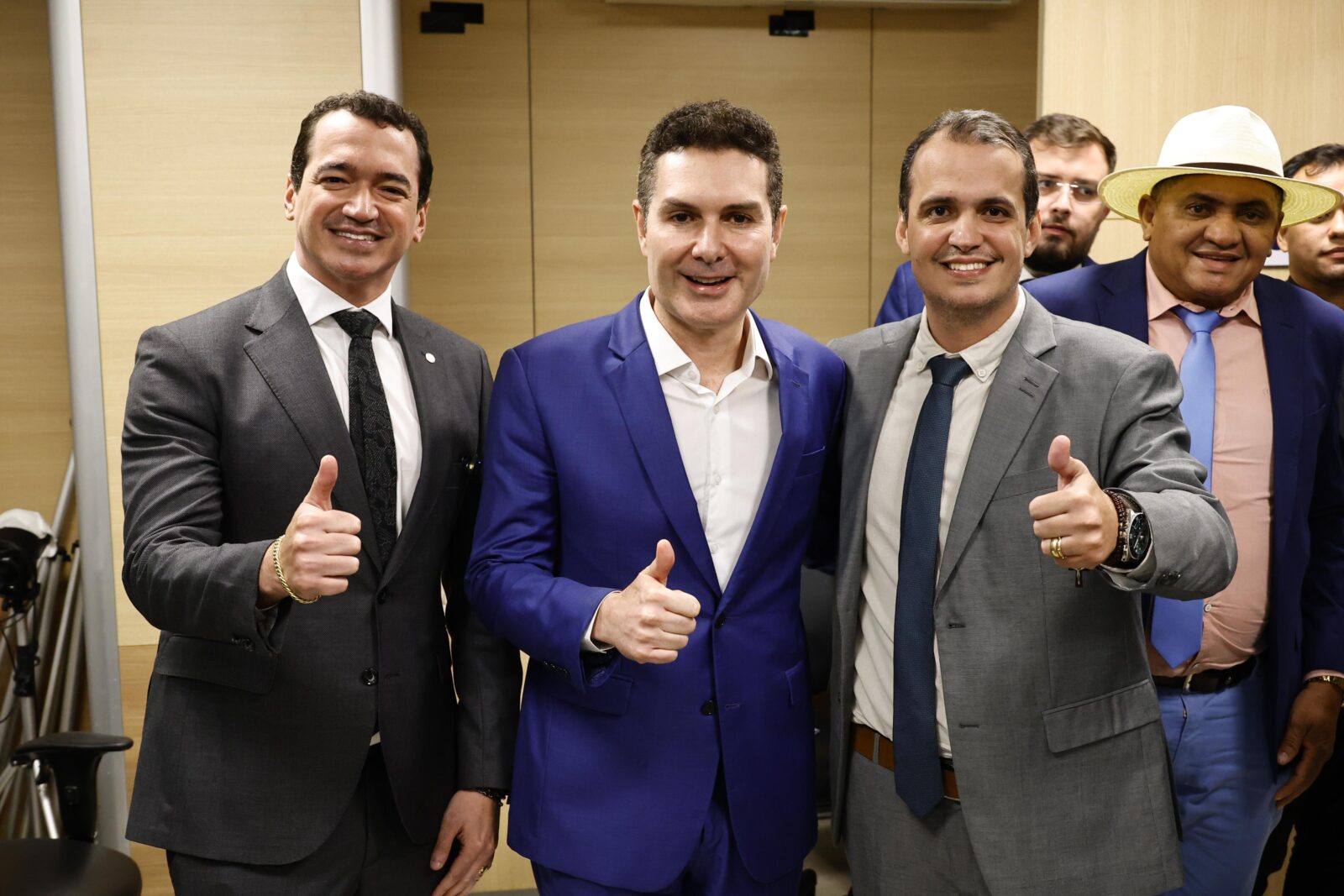 Deputado Alexandre Guimarães anuncia inclusão de Araguaína em projeto federal para resolver inundações na Marginal Neblina