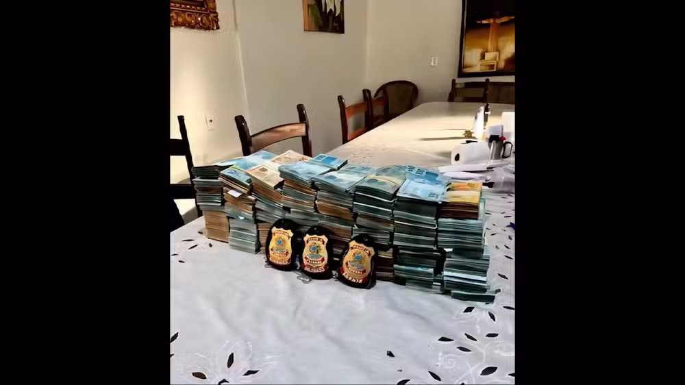 PF apreende R$ 700 mil na casa de secretária durante nova fase da Operação Fames-19 no Tocantins