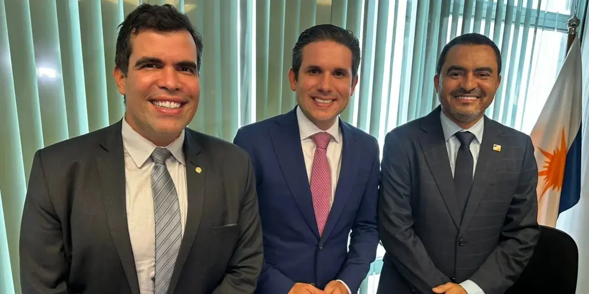 Busca e apreensão no apartamento de Ricardo Ayres provoca reação de aliados e reforça discussão sobre foro privilegiado