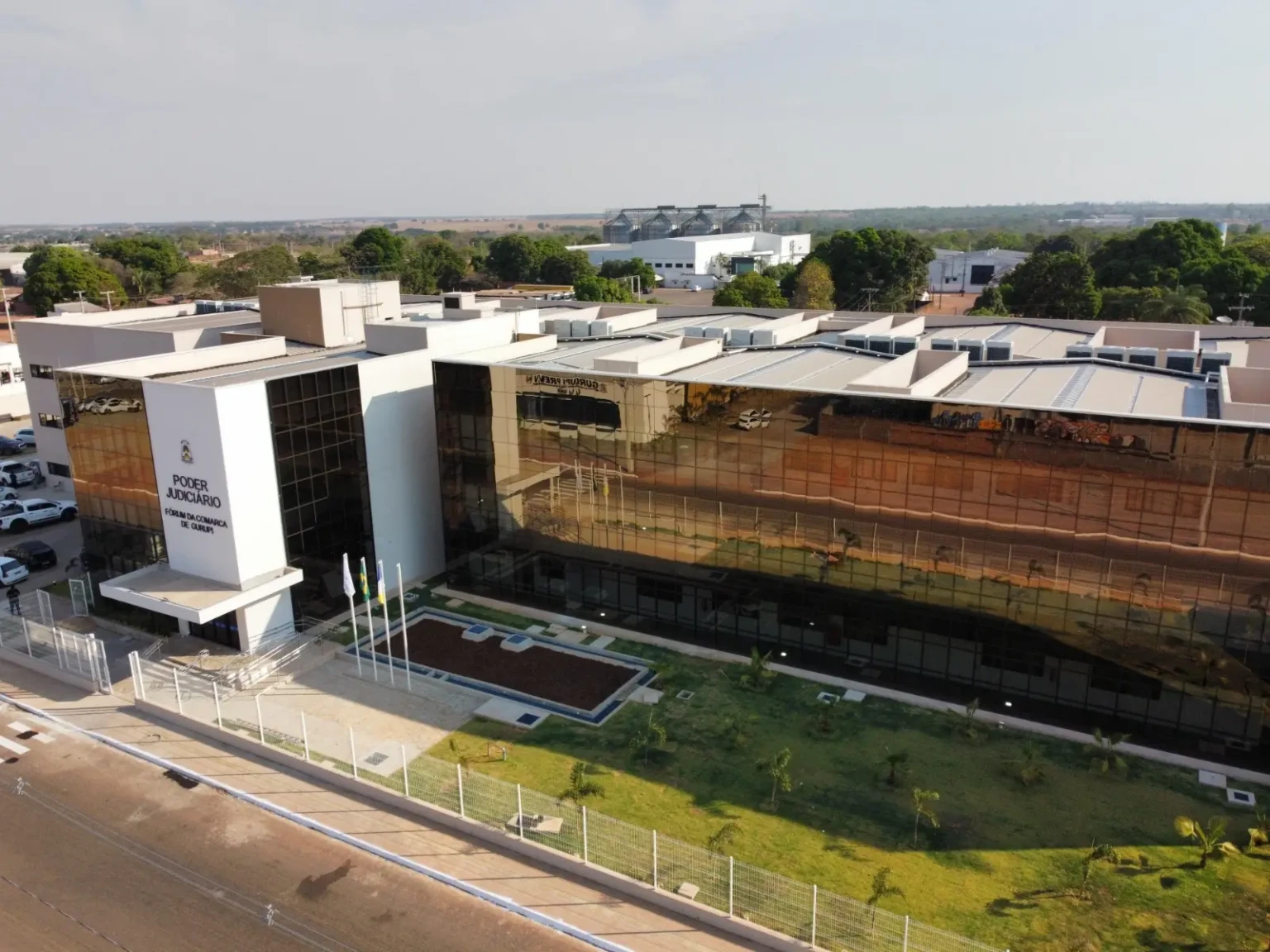 Novo Fórum de Gurupi é inaugurado após 40 anos de espera, mas obra custou quase R$ 10 milhões a mais e atrasou um ano