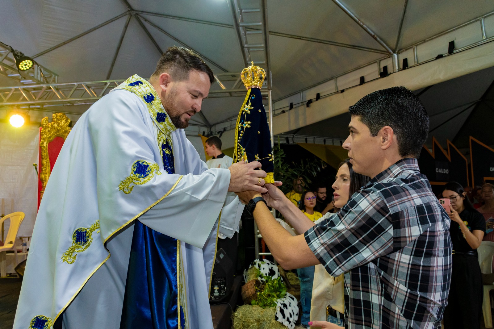 Fé, tradição e valorização do campo marcam a abertura da 12ª Festa do Produtor Rural em Paraíso do Tocantins