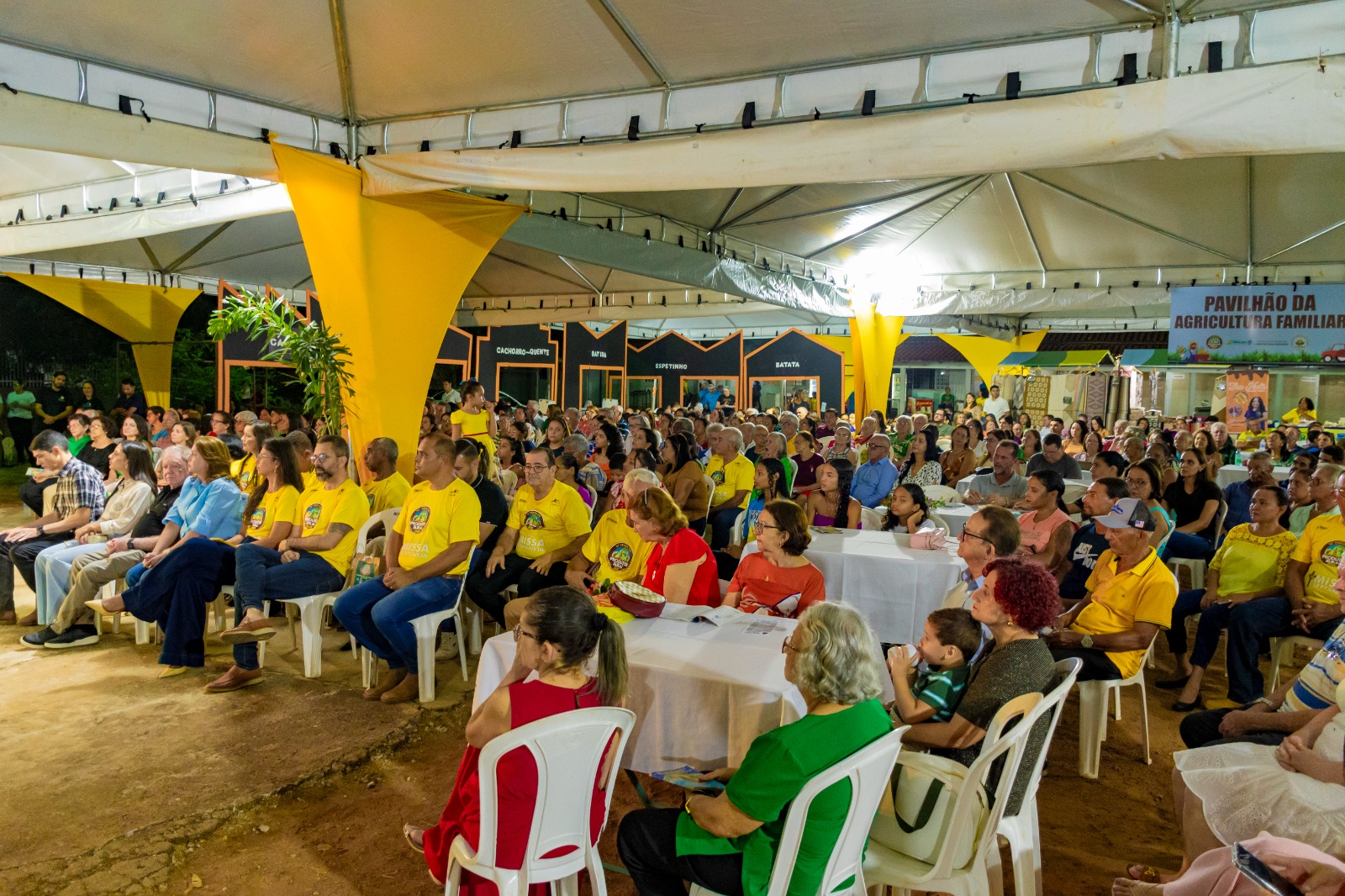 Fé, tradição e valorização do campo marcam a abertura da 12ª Festa do Produtor Rural em Paraíso do Tocantins