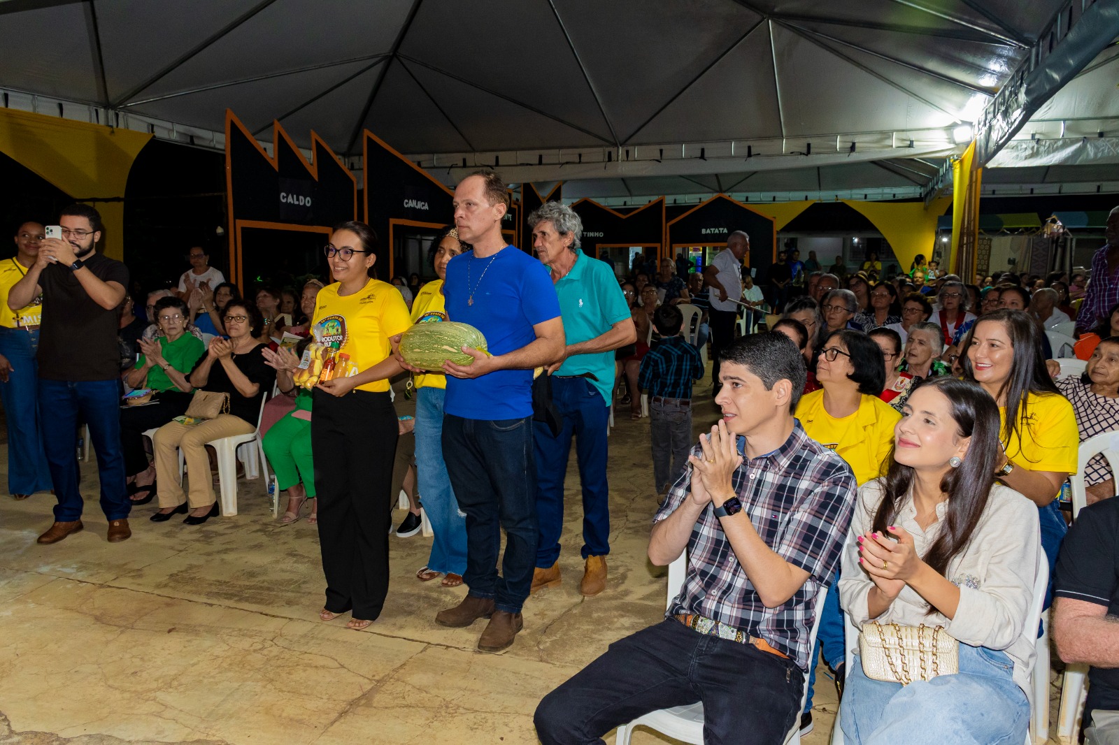 Fé, tradição e valorização do campo marcam a abertura da 12ª Festa do Produtor Rural em Paraíso do Tocantins