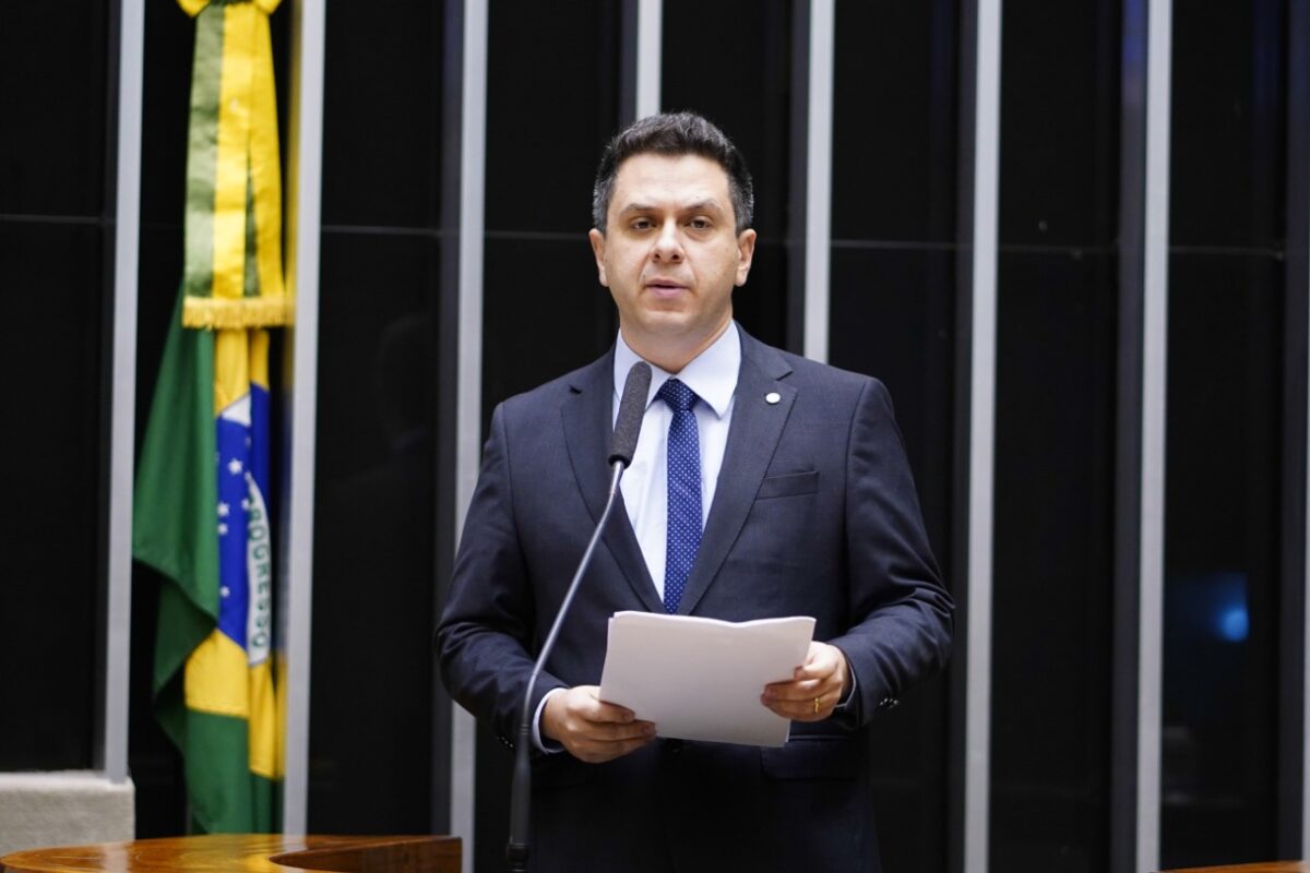 Câmara aprova isenção do IR para quem ganha até R$ 5 mil; mais de 115 mil tocantinenses devem ser beneficiados, Deputado Tiago Dimas comemora