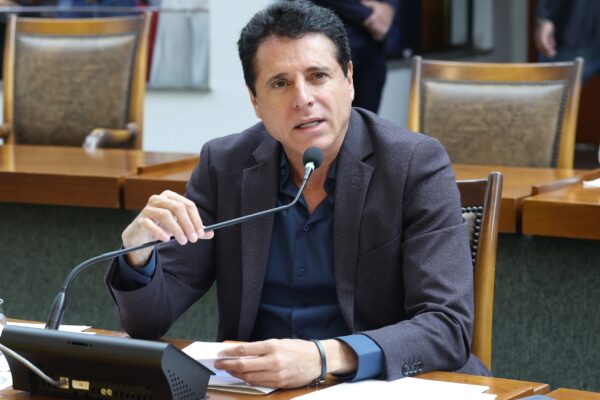 Deputado Nilton Franco solicita obras e melhorias em rodovias e equipamentos públicos do Tocantins