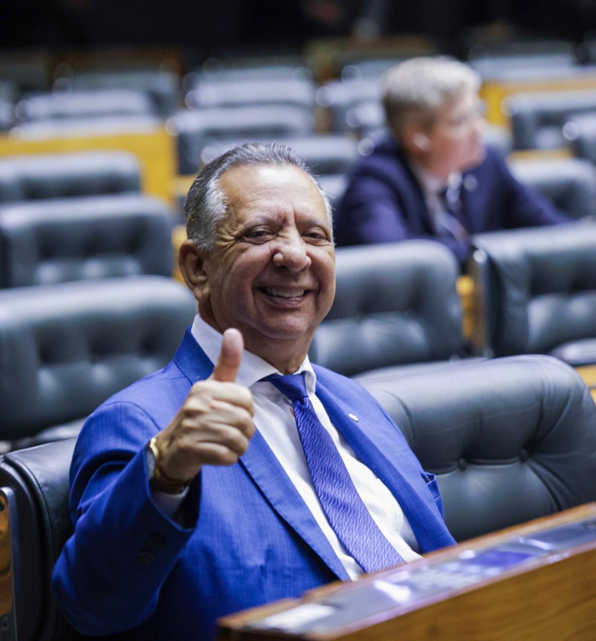 Deputado Toinho Andrade destina R$ 1 milhão para pavimentação em Lagoa da Confusão