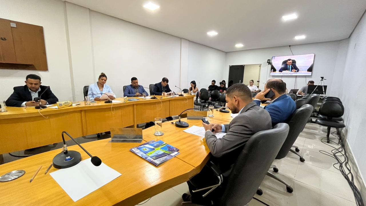 Câmara de Lagoa da Confusão realiza 40ª sessão com pautas voltadas ao desenvolvimento e bem-estar social
