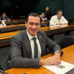 Deputado Alexandre Guimarães relata projeto que reforça segurança de pedestres com deficiência no trânsito