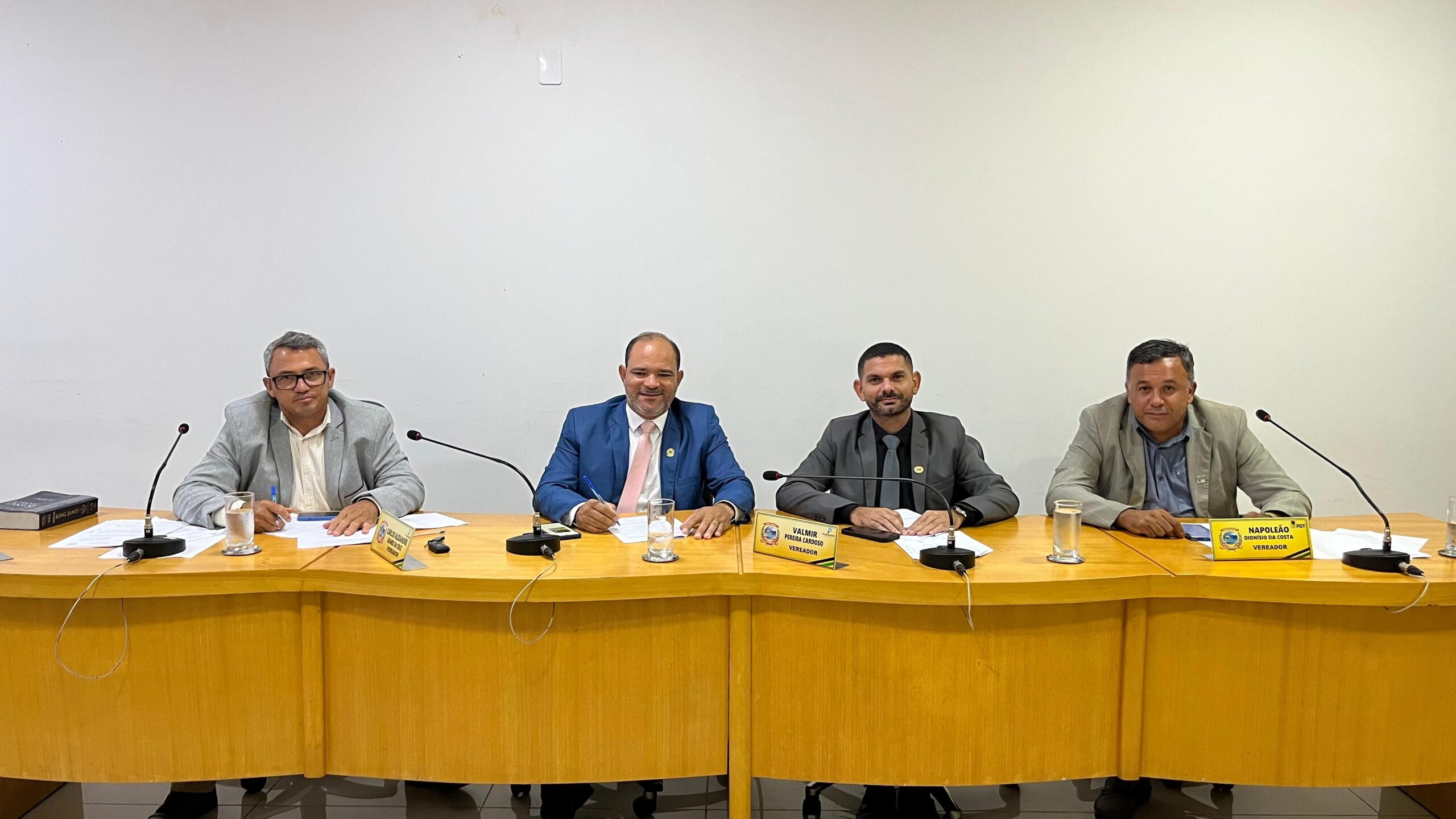 Câmara de Lagoa da Confusão realiza 44ª Sessão Ordinária com apreciação de projetos, indicações e requerimentos