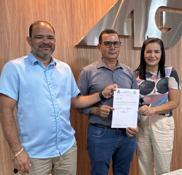 Vereadores de Lagoa da Confusão solicitam encascalhamento e patrolamento de trecho da TO-255