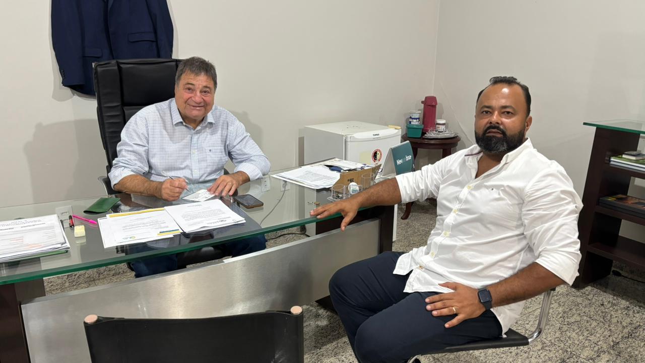 Prefeito Luciano Costa se reúne com secretário César Halum para fortalecer o setor agrícola de Santa Rita do Tocantins