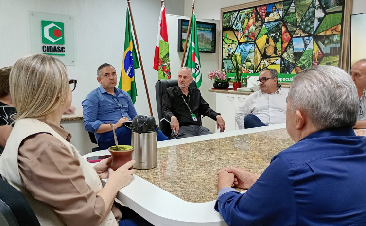 Governo do Tocantins busca em Santa Catarina referência para fortalecer rastreabilidade bovina
