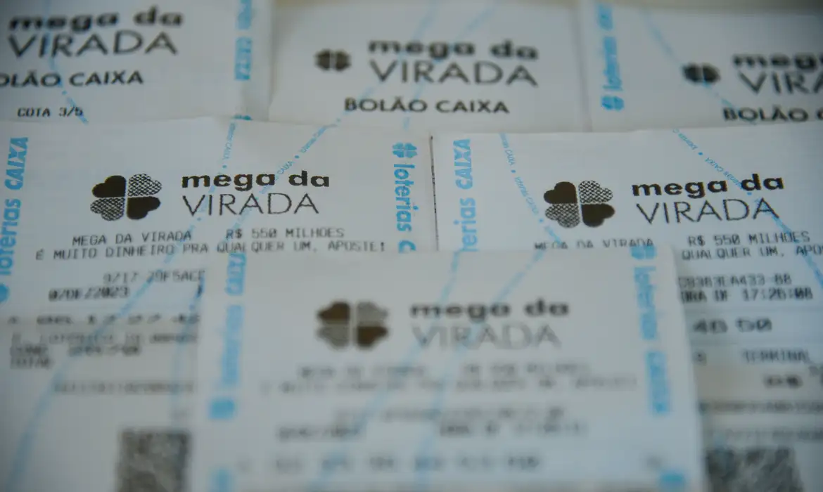 Mega da Virada acumula e prêmio chega a R$ 1 bilhão, o maior da história