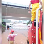 Resgates, acidente e alagamentos: chuva forte causa transtornos em Palmas e Gurupi