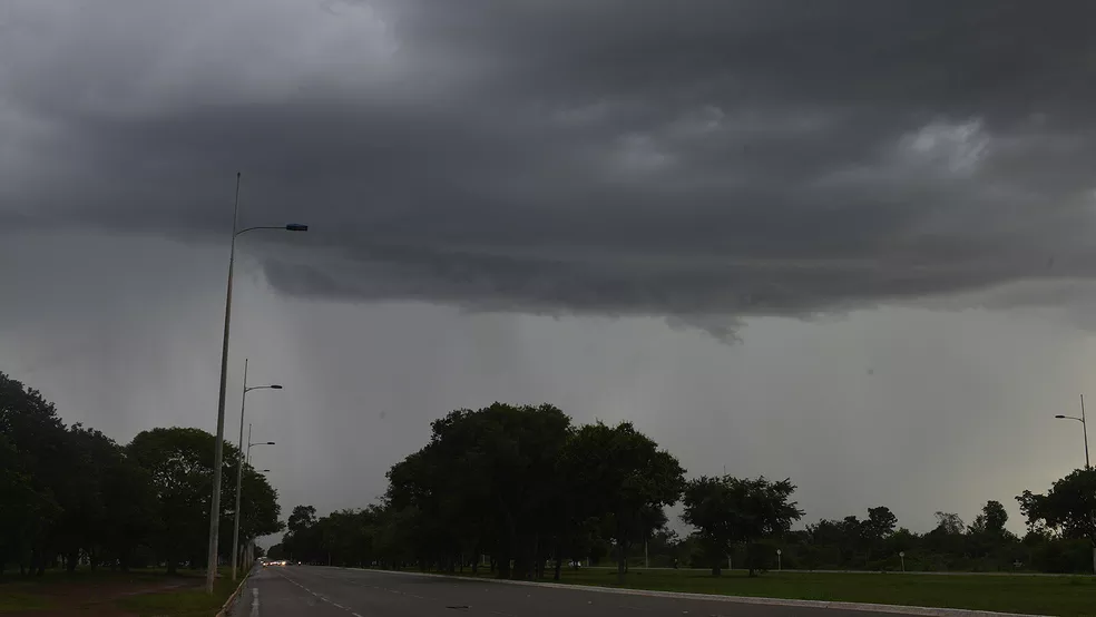 Granizo, chuvas e trovoadas marcam a semana de Ano Novo no Tocantins
