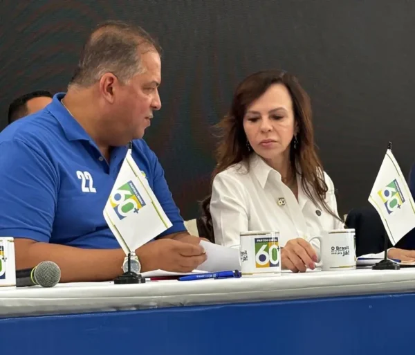 PL60+ vira palco estratégico para 2026 e Eduardo Gomes apresenta Dorinha e Gaguim ao núcleo conservador