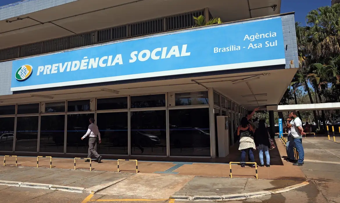 Regras da aposentadoria mudam em 2026 e exigem atenção de quem está perto de se aposentar
