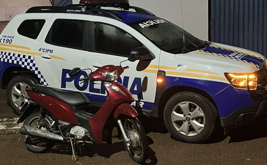 PM recupera motocicleta furtada e apreende adolescente durante patrulhamento em Nova Rosalândia
