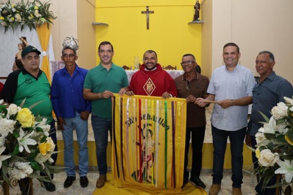 Vicentinho Júnior prestigia Festejos de São Sebastião no Distrito de São Francisco, em Ipueiras