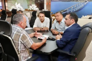 Governador Wanderlei recebe prefeitos de Axixá e Nazaré, sinaliza pacificação política e reforça apoio a Dorinha