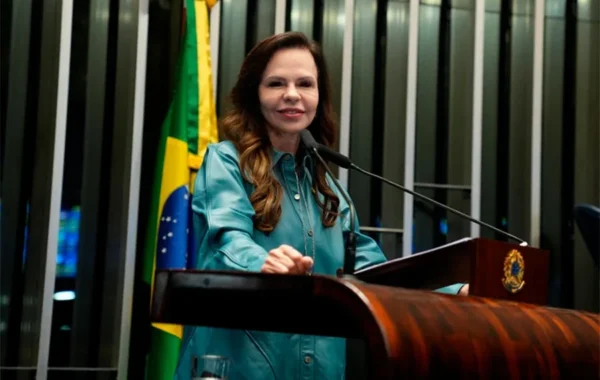 Lei sancionada autoriza pagamento retroativo de direitos de servidores congelados na pandemia