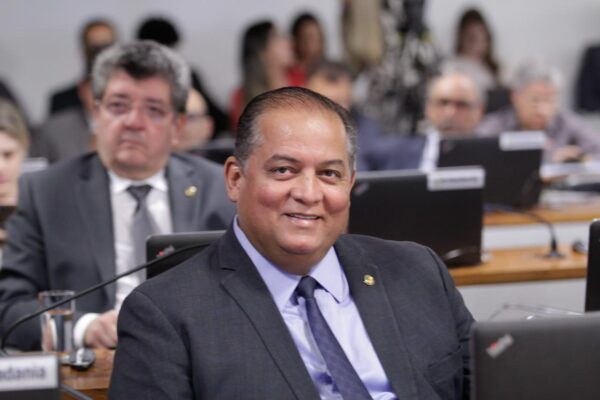 Senador Eduardo Gomes garante mais de R$ 80 milhões para a saúde de 75 municípios do Tocantins; Palmas recebe mais de R$ 50 milhões