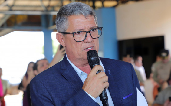 Big Jow elogia postura municipalista de Wanderlei e critica período de afastamento do governador
