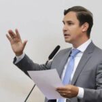 Igreja Madureira articula candidatura de Carlos Velozo ao Senado nas eleições de 2026