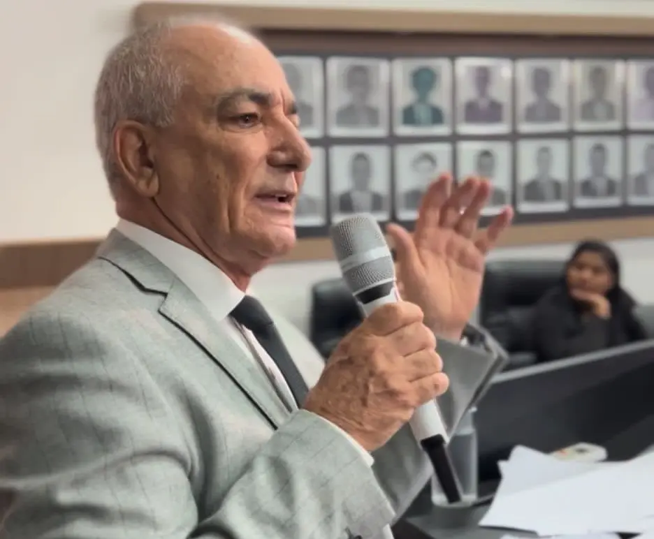 Prefeito de Dianópolis anuncia renúncia para disputar vaga de deputado federal em 2026