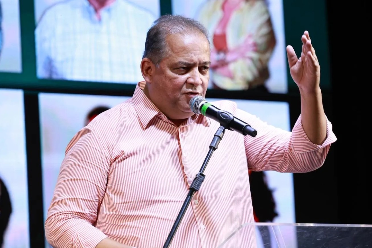 Senador Eduardo Gomes lidera articulação do PL e projeta crescimento de bancadas no Tocantins
