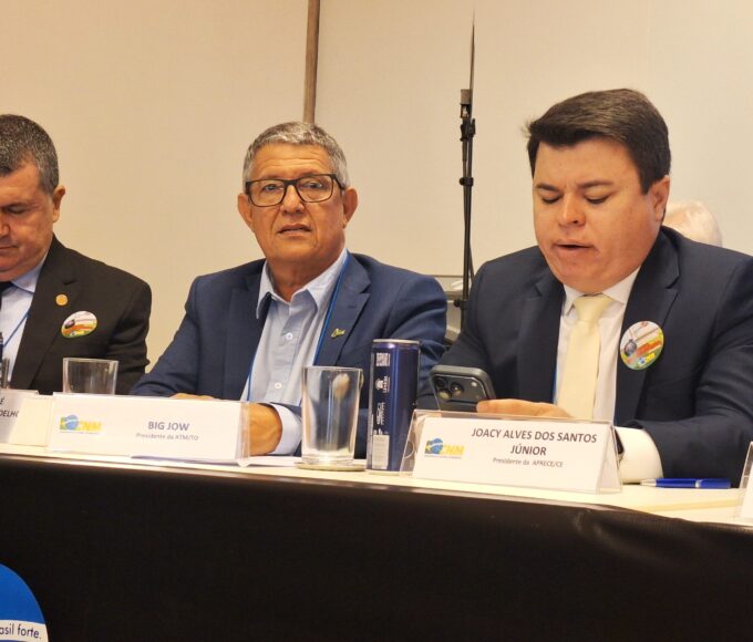 Prefeitos do Tocantins participam de mobilização em Brasília contra “pautas-bombas” que podem impactar finanças municipais