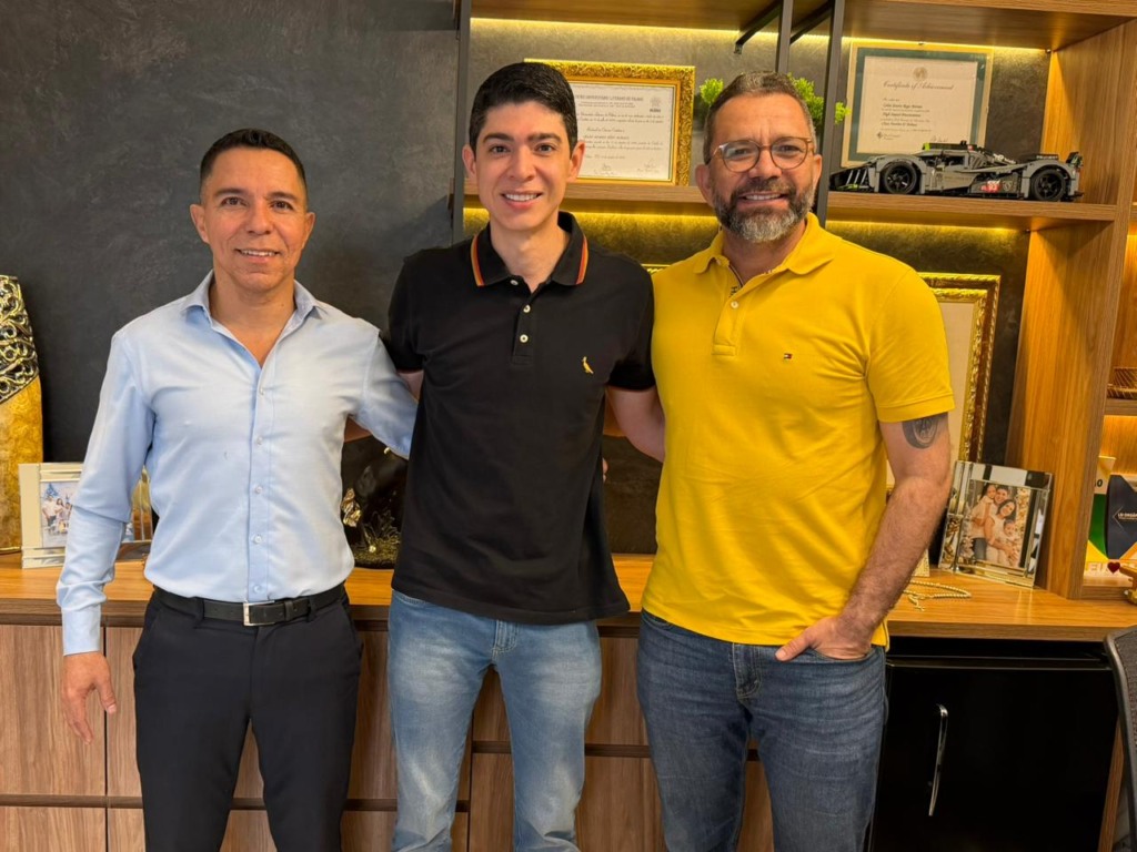 Efeito de rompimento com Dr. Danilo: Professor Deley é lançado pré-candidato a estadual pelo grupo do prefeito Celso