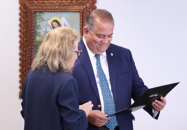 Vice-presidente Eduardo Gomes recebe indicados ao CNJ, acompanha sabatina na CCJ e é reconhecido por atuação em defesa da Defensoria Pública