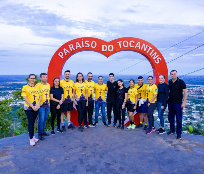 Subida da Penitência reúne fiéis na Serra do Estrondo durante a Sexta-feira Santa