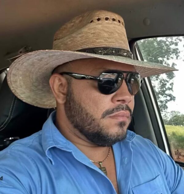 Alberlei Araújo da Silva e filho de 3 anos estão desaparecidos após naufrágio no Rio Javaé