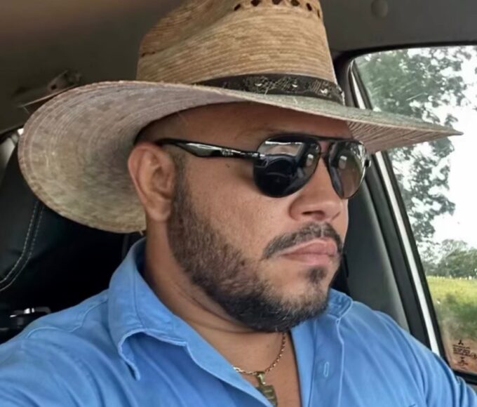 Alberlei Araújo da Silva e filho de 3 anos estão desaparecidos após naufrágio no Rio Javaé