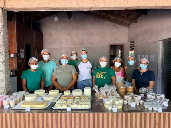 Prefeitura de Santa Rita promove curso de derivados do leite e fortalece qualificação no campo