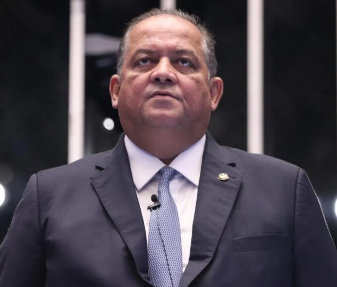 Senador Eduardo Gomes cobra providências do DNIT após interdição da Ponte Transaraguaia e pede autorização emergencial para travessia por balsas