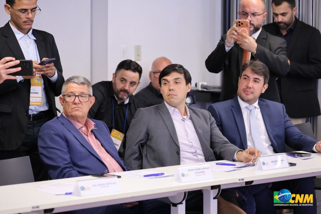 Presidente da ATM participa de reunião da CNM e reforça defesa dos Municípios antes da XXVII Marcha a Brasília