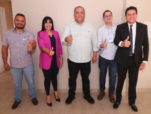 Senador Eduardo Gomes cumpre agenda com BRK, produtores rurais e lideranças políticas em Palmas