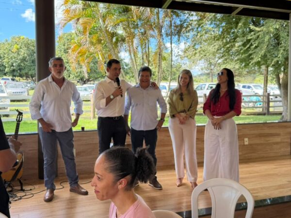 Damaso reúne Vicentinho Júnior, Amélio Cayres e aliados em almoço político no Tocantins