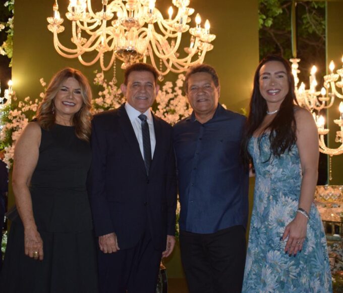 Osires Damaso participa das celebrações dos 40 anos da Igreja de Cristo