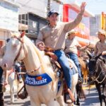 EM CASA: Deputado Federal Alexandre Guimarães participa da maior cavalgada do mundo em Araguaína
