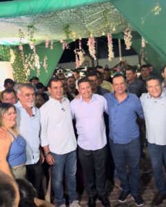 Osires Damaso participa das comemorações pelos 73 anos de Pium ao lado de lideranças estaduais e municipais