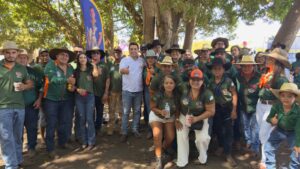 Deputado Gutierres Torquato participa da Cavalgada de Verão 2026 e é recebido por lideranças e moradores em Lagoa da Confusão